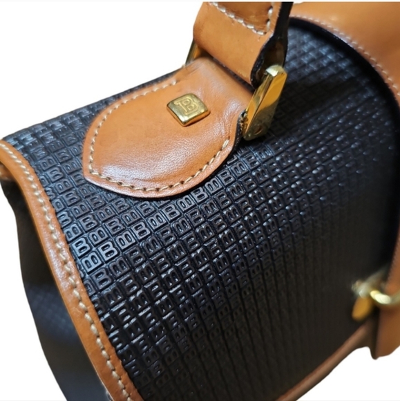 Bally's top handle black flap bag - Picture 7 of 10